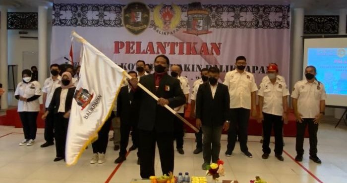 Pelantikan pengurus Perbakin Balikpapan masa bhakti 2021-2025 dilantik oleh Ketua pengurus Perbakin Provinsi Kaltim Roy Nirwan yang berlangsung di Derawan Ballroom Hotel Royal Suite Balikpapan, Sabtu (12/2/2022). Foto : BorneoFlash.com/Niken.