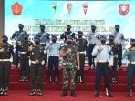 Panglima Kodam VI/Mlw Mayjen TNI Teguh Pudjo Rumekso Pimpin upacara pembukaan gelar operasi Gaktib dan Yustisi Yang di hadiri Jajaran Polisi Militer TNI dari Kodam VI/Mlw, Lanal Balikpapan dan Lanud Dhomber Balikpapan di Aula Makodam VI/Mlw Balikpapan, Rabu (23/2/2022). Foto: HO/Pendam VI/Mlw.
