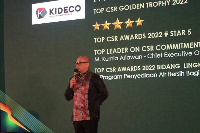 Presiden Direktur Kideco M. Kurnia Ariawan pada saat memberikan pidato capaian penghargaan Top CSR Award 2022. Foto: HO.