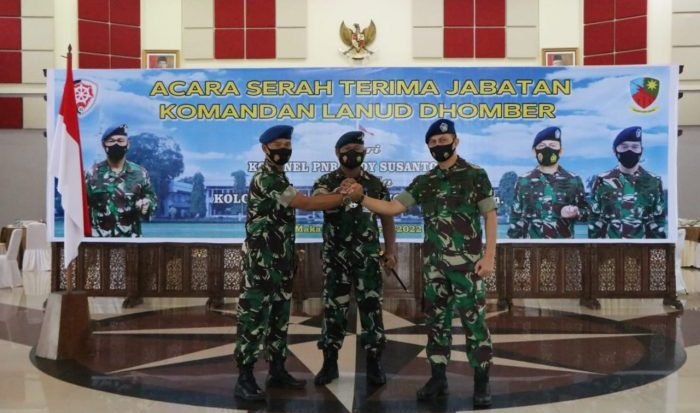 Acara serah terima jabatan Komandan Lanud Dhomber. Foto: HO.