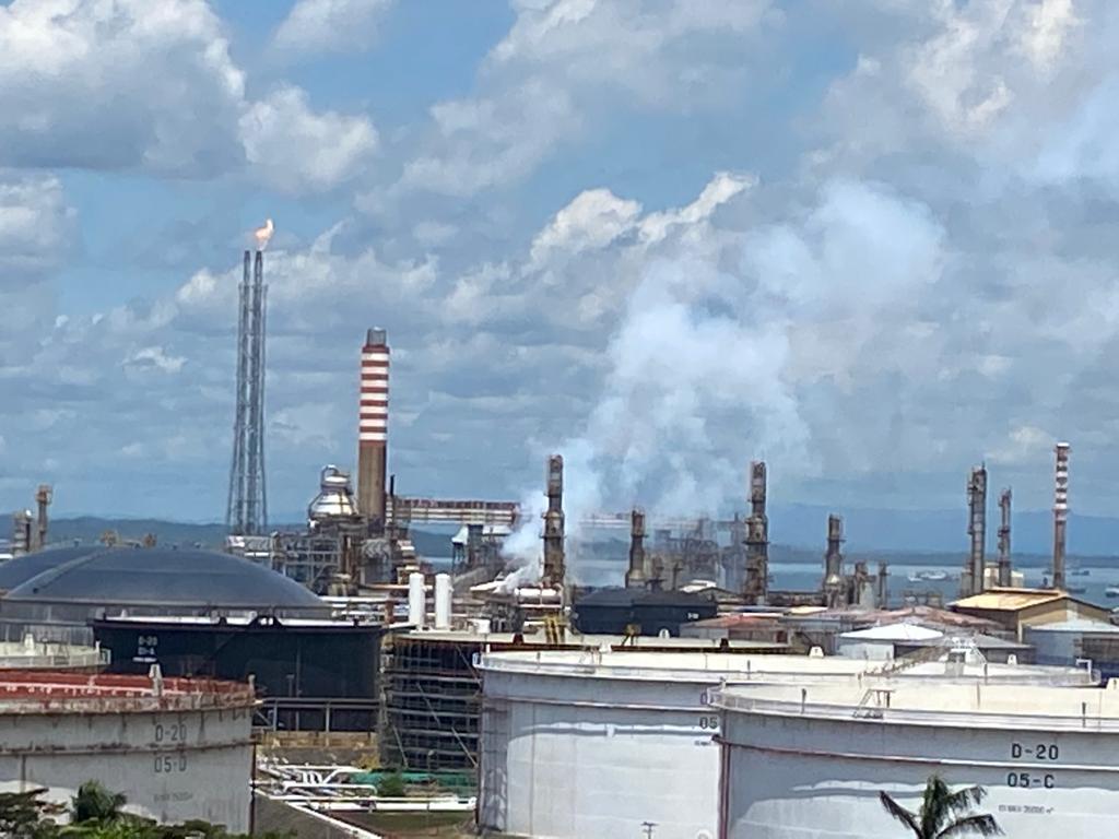 Kilang Pertamina Balikpapan Terbakar, Api Berhasil Dipadamkan