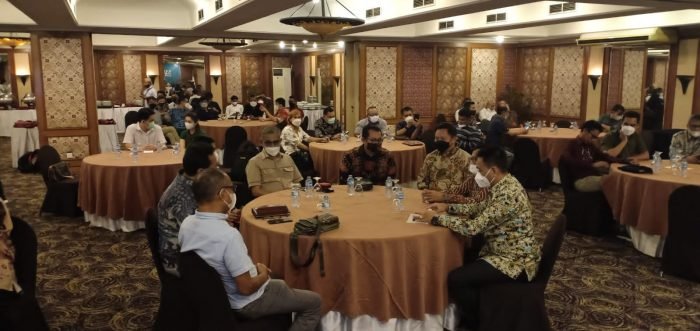 Peringatan HUT ke-5 Serikat Media Siber Indonesia (SMSI) di Jakarta, Senin malam (7/3/2022). Foto: HO/SMSI Pusat.