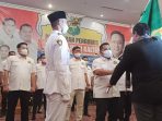 Pelantikan Pengurus Persatuan Bulutangkis Seluruh Indonesia (PBSI) Kalimantan Timur (Kaltim) periode 2021-2025 dilakukan oleh Ketua Pengurus Pusat PBSI Agung Firman Sampurna digelar di Ballroom Hotel Grand Senyiur, Sabtu (19/3/2022) malam. Foto: BorneoFlash.com/Niken.