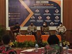 Dialog publik bersama dengan mengangkat tema peran dan kepedulian masyarakat Balikpapan dalam menjaga kilang minyak Pertamina sebagai objek vital nasional, di Ballroom Hotel Grand Senyiur Balikpapan, Sabtu (26/3/2022). Foto: BorneoFlash.com/Niken.