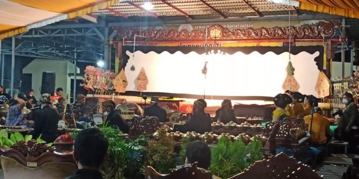 Pagelaran Wayang Memberikan Semangat Kepada Para Pelaku Seni Budaya   