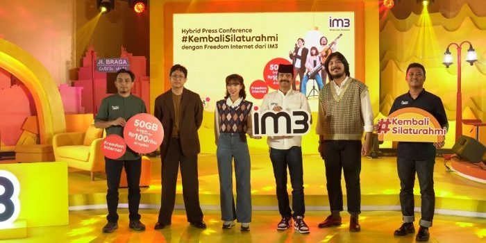 Chief Commercial Officer Indosat Ooredoo Hutchison Ritesh Kumar Singh saat peluncuran paket Freedom Internet dengan kuota besar 50GB serta nelpon sepuasnya ke sesama pengguna IM3 dan Tri dengan harga Rp100.000 (harga normal Rp150.000) dalam promo Sensasi 