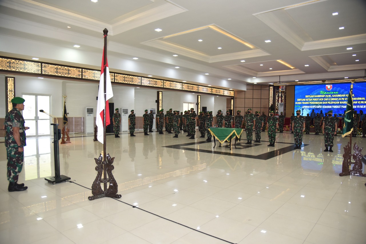 Pangdam Pimpin Sertijab Tradisi Penerimaan, Pelepasan dan Kenaikan Pangkat di Lingkungan Kodam VI/Mlw