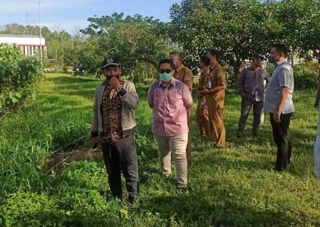 Komisi III Dewan Perwakilan Rakyat Daerah (DPRD) Balikpapan tinjau wilayah perumahan Grand City, Senin (11/4/2022). Foto: BorneoFlash.com/Niken.