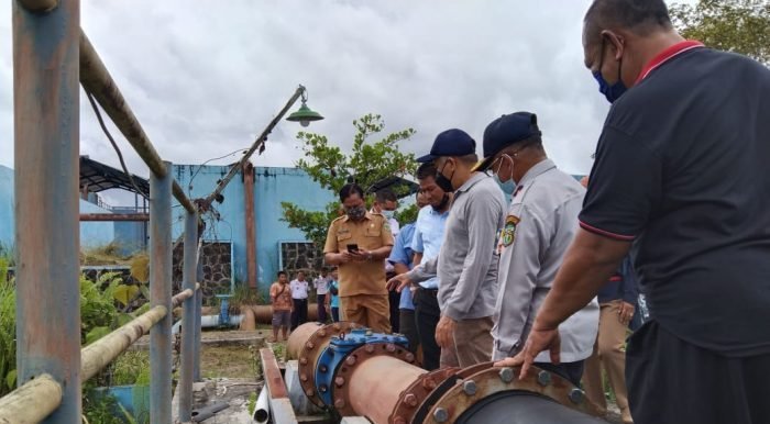 Pemerintah daerah melakukan kunjungan ke PDAM Tirta Sendawar beberapa waktu lalu. Foto: BorneoFlash.com/DOK.