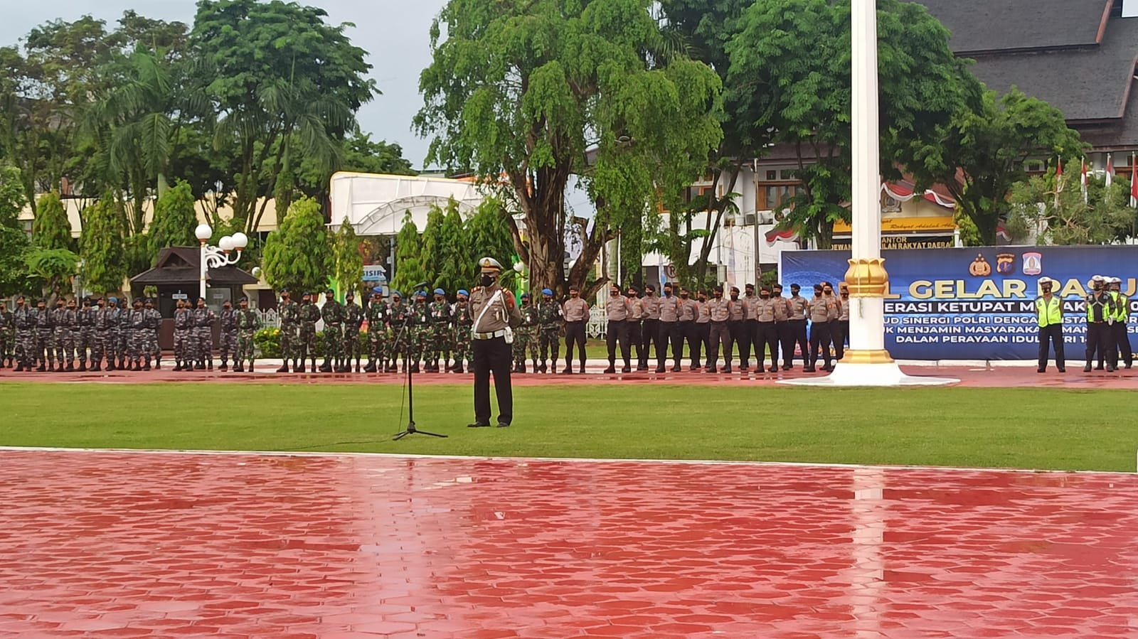 Pj Sekda Kota Balikpapan Pimpin Apel Gelar Pasukan Operasi Ketupat 2022 
