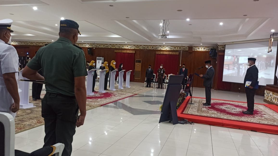 Wali Kota Balikpapan Lantik Sembilan Pejabat Pimpinan Tinggi Pratama