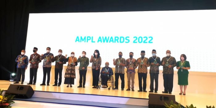 Kota Balikpapan Raih Penghargaan AMPL Award 2022