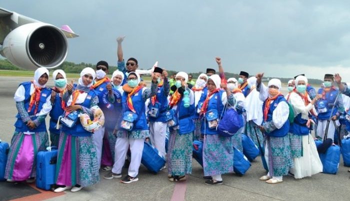 Keberangkatan Jamaah Haji Asal Kalimantan Timur Tahun 2018. Foto: DOK/Kemenag Kaltim.