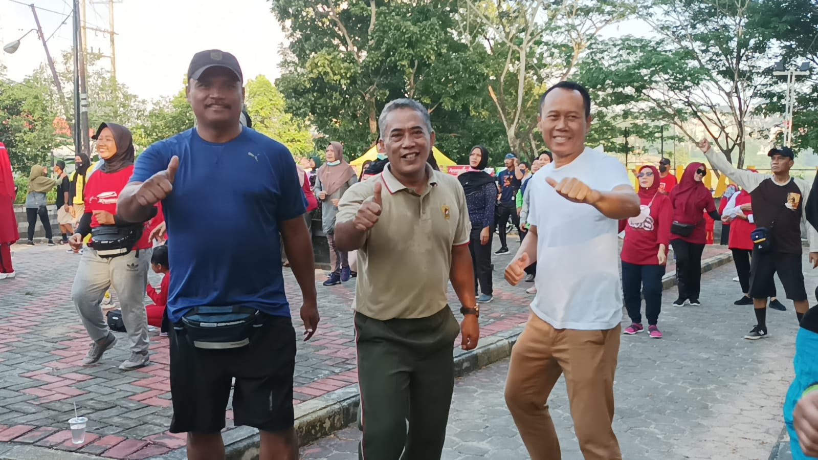 LPM dan Kelurahan Gunung Samarinda Bersama Koramil 0905-01 Gelar Senam   