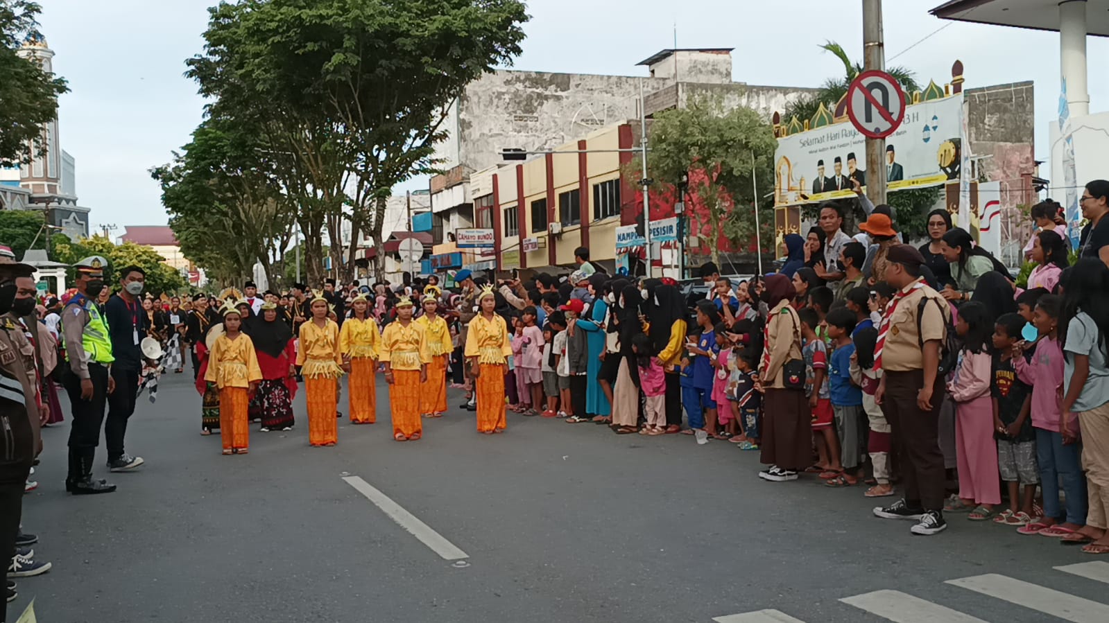 Pasca Pandemi Covid-19, Masyarakat Balikpapan Sangat Antusias Saksikan Wonderland Karnaval   