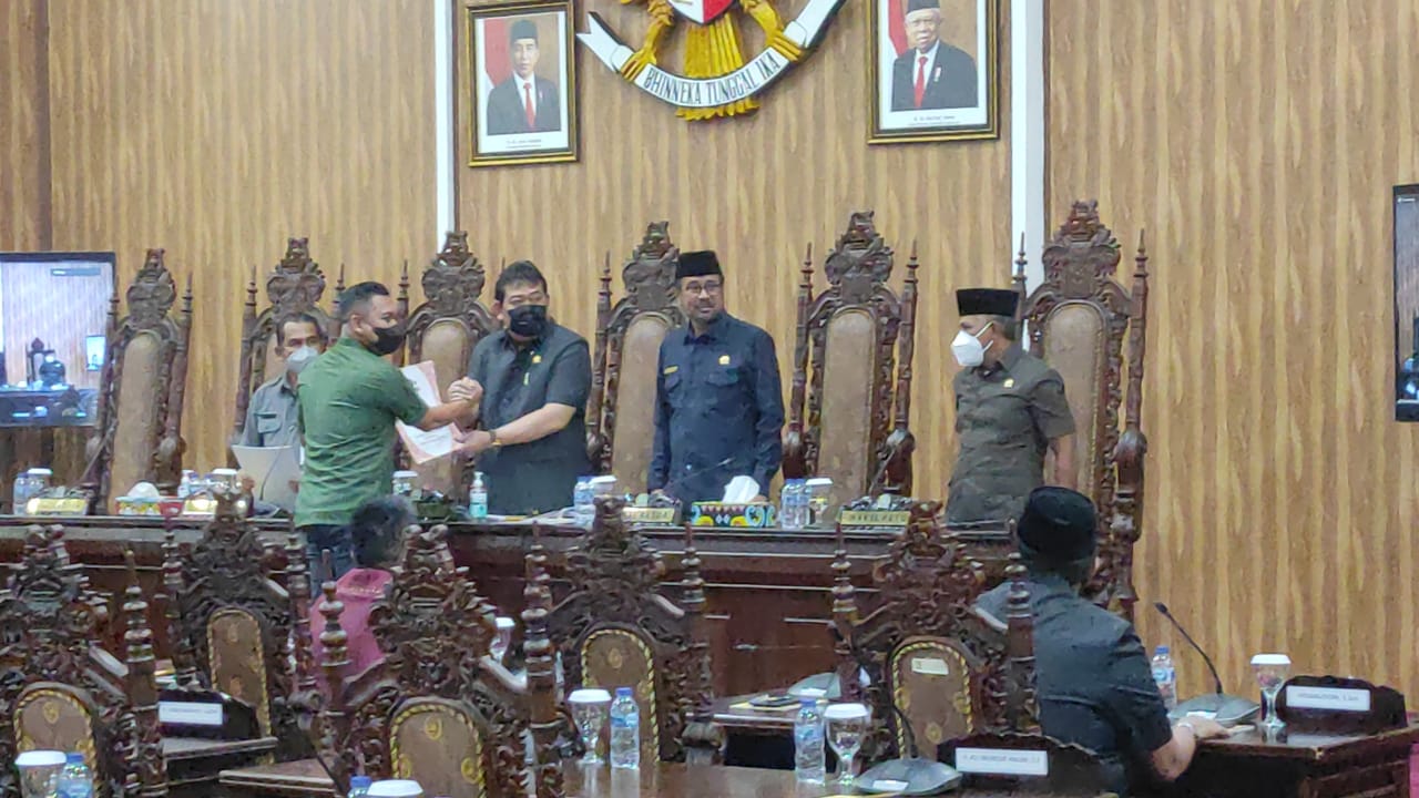 Rapat Paripurna ke 14 DPRD Balikpapan Bersama Pemkot Balikpapan Sampaikan Tiga Hal  
