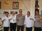 Kapolda Kaltim Irjen Pol Drs. Imam Sugianto, M.Si mengunjungi kantor Dinas PUPR Kota Balikpapan, Selasa (12/7/2022). Foto: HO/Humas Polda Kaltim.