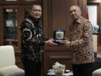 Bupati Paser dr Fahmi Fadli bertemu langsung dengan Menteri Koperasi dan UKM Teten Masduki, di Jalan Rasuna Said, Jakarta Pusat, Selasa (26/7/2022). Foto: HO/Humas Pemkab Paser.