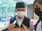Wali Kota Balikpapan H Rahmad Mas'ud saat diwawancara Awak Media. Foto: BorneoFlash.com/Niken.