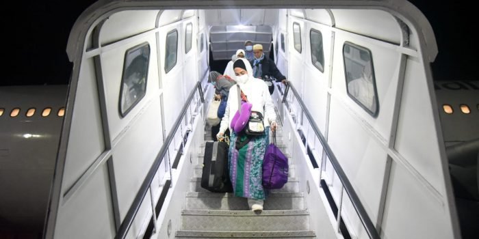 358 Jemaah Haji Debarkasi Kloter Pertama Tiba di SAMS Sepinggan   