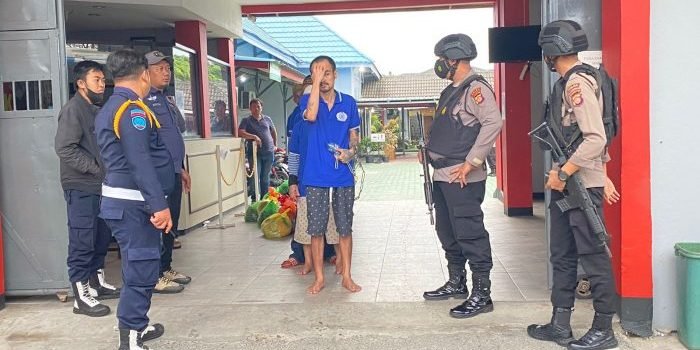 Pemindahan WBP di Lapas Kelas IIA Balikpapan dipindahkan ke Lapas Bontang pada Minggu (7/8/2022).  Foto:BorneoFlash.com/Ist.