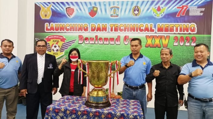 Launching dan technical meeting dalam rangka turnamen sepak bola Danlanud Cup ke XXV tahun 2022, di Gedung Nurtanio Pangkalan TNI AU Dhomber Kaltim, Minggu (14/8/2022. Foto: BorneoFlash.com/Niken.