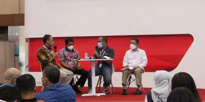 Quester Euro 5, Selected Catalytic Reduction, dan AdBlue®, Solusi Komersial UD Trucks Indonesia Dukung Industri Logistik Ramah Lingkungan   