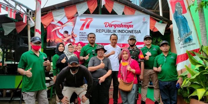 Rayakan Kemerdekaan, LPM Gunung Samarinda Berbagi Minyak Goreng dan Uang Tunai Sebagai Hadiah Doorprize   