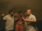 Tangkapan Layar Film Miracle in Cell No. 7 Versi Indonesia
