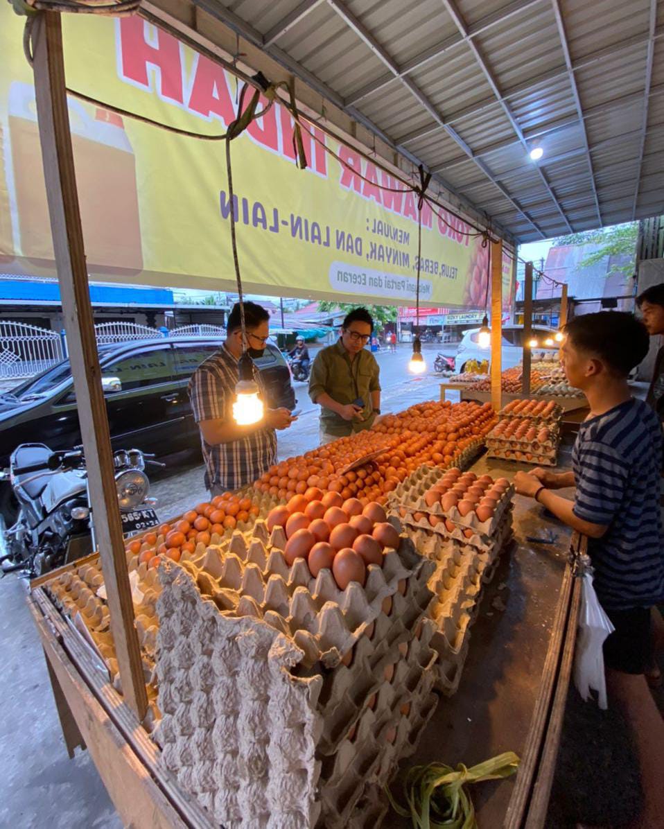 Kanwil V KPPU Tinjau Perkembangan Harga Telur Ayam di Balikpapan 