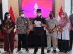 Wali Kota Balikpapan H Rahmad Mas'ud saat konferensi pers mengenai Penataan Simpang Muara Rapak di Lobby Kantor Wali Kota Balikpapan, Rabu (7/9/2022). Foto: BorneoFlash.com/Niken.