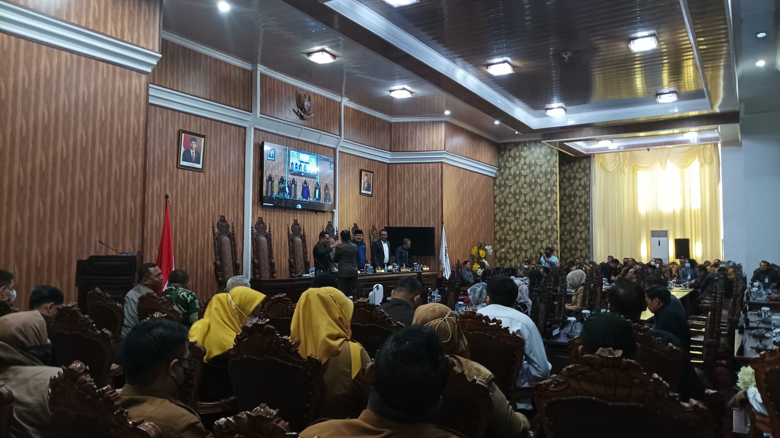 Rapat Paripurna, Ketua DPRD Balikpapan Tetapkan Tentang Tata Tertib No 1 Tahun 2020 Jadi Peraturan DPRD  