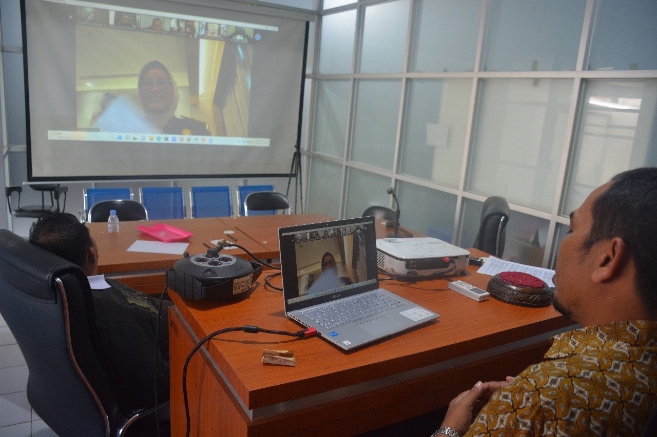 Ketua KI Kaltim Apresiasi Kejaksaan Tinggi Kaltim dan Kejari, Ikut Sosialisasi e-Monev Keterbukaan Informasi Publik  