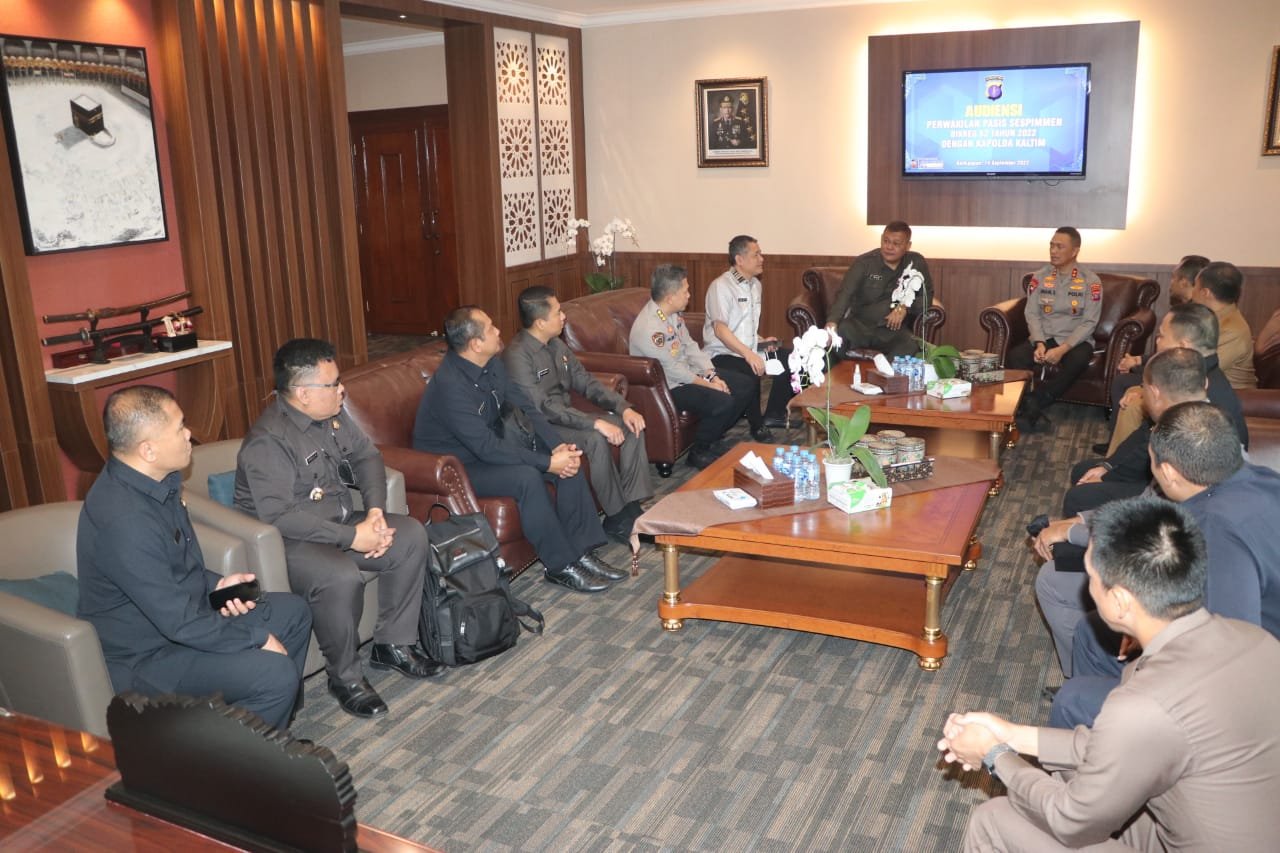 Kapolda Kaltim Terima Kunjungan Siswa Dikreg Sespimmen Polri Angkatan 62  