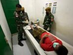 Satgas Pamtas RI-MLY Yonarmed 5/105 Tarik/PG Adakan Khitanan Gratis yang dilakukan anggota Kesehatan Pos Gabma Long Midang terhadap warga Long Midang, Kecamatan Krayan, Kabupaten Nunukan Kalimantan Utara, Kamis (15/09/2022). Foto: HO/Yonarmed 5/105 Tarik/PG.