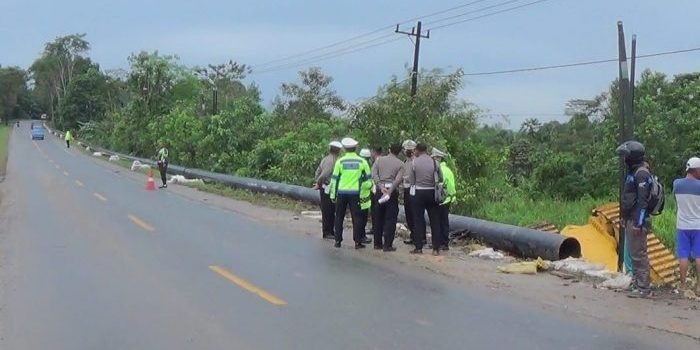 Dit Lantas Polda Kaltim Tangani Kecelakaan lalu lintas maut terjadi di Jalan Soekarno-Hatta KM 24, Balikpapan, Selasa (20/9/2022), sekira jam 23.00 Wita. Foto: HO/Humas Polda Kaltim.