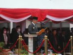 Wali Kota Balikpapan H Rahmad Mas'ud saat memimpin upacara dalam memperingati Hari Kesaktian Pancasila, di Halaman Kantor Wali Kota Balikpapan, Sabtu (01/10/2022). Foto: BorneoFlash.com/Niken.