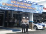 Dirlantas Polda Kaltim Kombes Pol. Sonny Irawan, S.I.K., M.H. Pimpin Apel Gelar Pasukan Operasi Zebra Mahakam 2022 di lapangan apel Ditlantas Polda Kaltim. Senin (3/10/2022). Foto: HO/Humas Polda Kaltim.