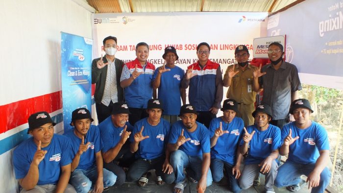 PT Pertamina Lubricants Bantu Kemandirian Ekonomi Nelayan, Kelompok Usaha Bersama (KUB) Semangat Baru milik masyarakat nelayan RT 2, Kelurahan Kariangau, Balikpapan Barat. Foto: HO/Humas PTPL.