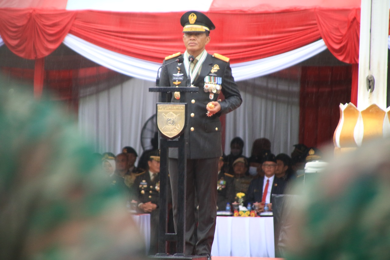 Mayjen TNI Tri Budi Utomo Pimpin Upacara Peringatan HUT TNI Ke-77  