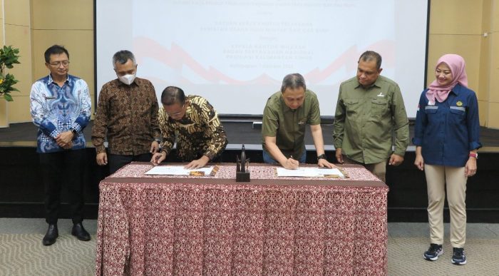 SKK Migas dan Kantor Wilayah ATR/BPN Kalimantan Timur (kaltim) Menandatangani perjanjian kerjasama di bidang pertanahan, pada hari Jumat (7/10/2022). foto: BorneoFlash.com/Ist.