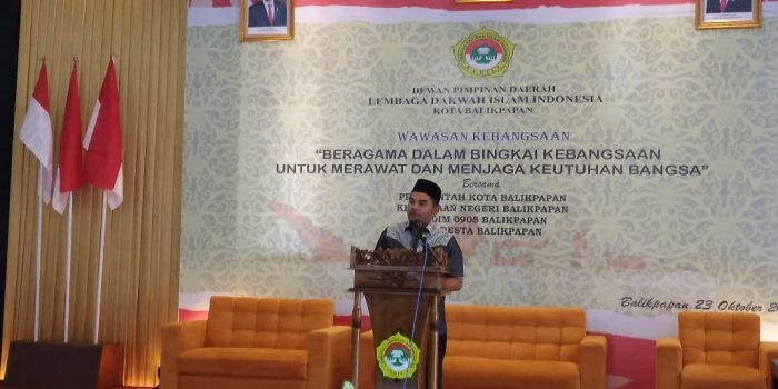 Ketua DPRD Kaltim H. Hasanuddin, S.Hut., M.E saat memberikan sambutan. Foto: HO.