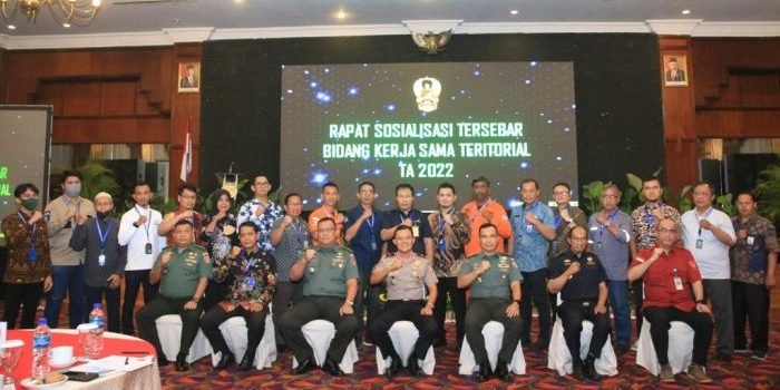 Sosialisasi Tersebar Bidang Kermater TA 2022, bertempat di Ballroom Hotel Grand Senyiur, Balikpapan. Kamis (27/10/2022). Foto: HO/Pendam VI Mlw.