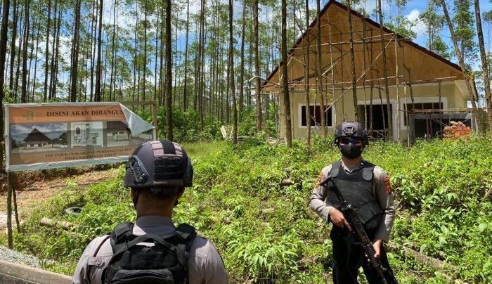 Satgas Ops Nusantara Polda Kaltim Regu A melaksanakan patroli, Sabtu (29/10/2022). Foto: HO/Humas Polda Kaltim.