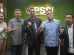 Perwakilan FIFA yakni Niko Nhouvannasak melakukan pertemuan dengan Ketua Umum PSSI Mochamad Iriawan, Wakil Ketua Umum Iwan Budianto, Sekjen Yunus Nusi, dan Wasekjen Maaike Ira Puspita. Foto: HO/pssi.org.
