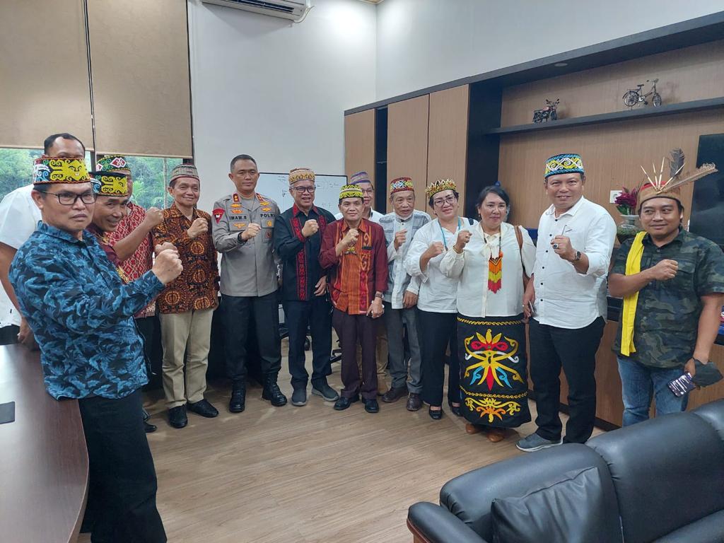 Jalin Silaturahmi, Kapolda Sambut Tokoh Adat di Wilayah Kaltim