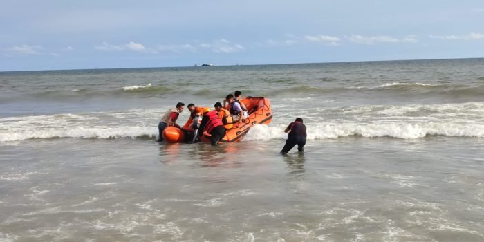 Anak Tenggelam di Pantai Monpera, Satu Meninggal dan Satu Belum di Temukan 