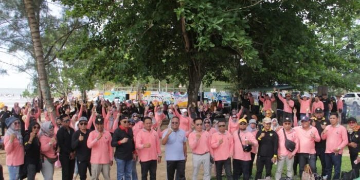 KJS Provinsi Kaltim Gelar Senam Pagi Bersama di Pantai Manggar 