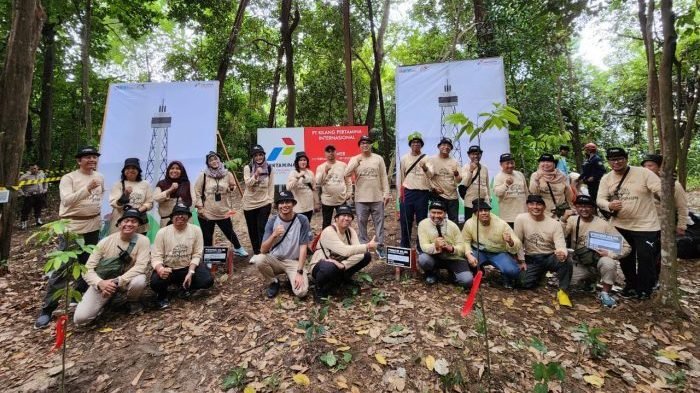 PT Kilang Pertamina Internasional (KPI) Unit Balikpapan Peringati Hari Menanam Pohon Indonesia (HMPI) 2022 dengan cara Menanam pohon dan Gelar Lintas Alam Sabtu, (17/12/2022). Foto: HO/PT KPI Unit Balikpapan.