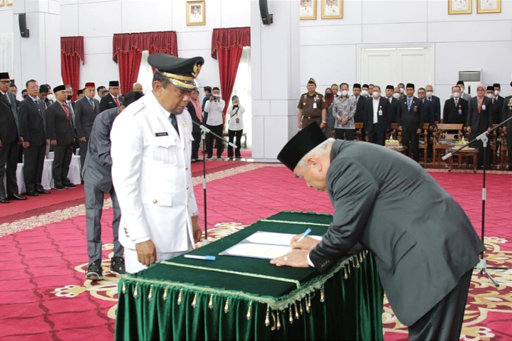 Hamdam Pongrewa Bupati Definitif PPU